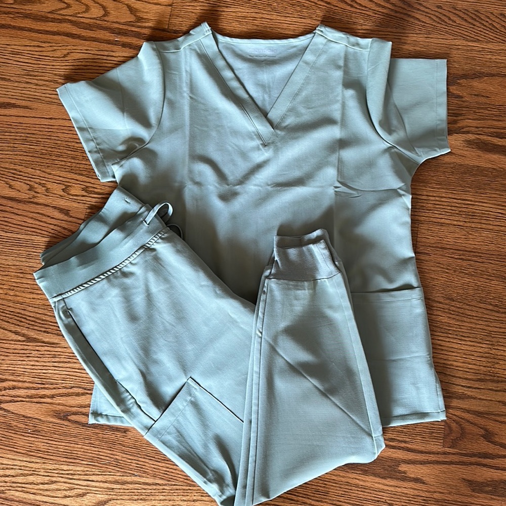 Mandala scrubs